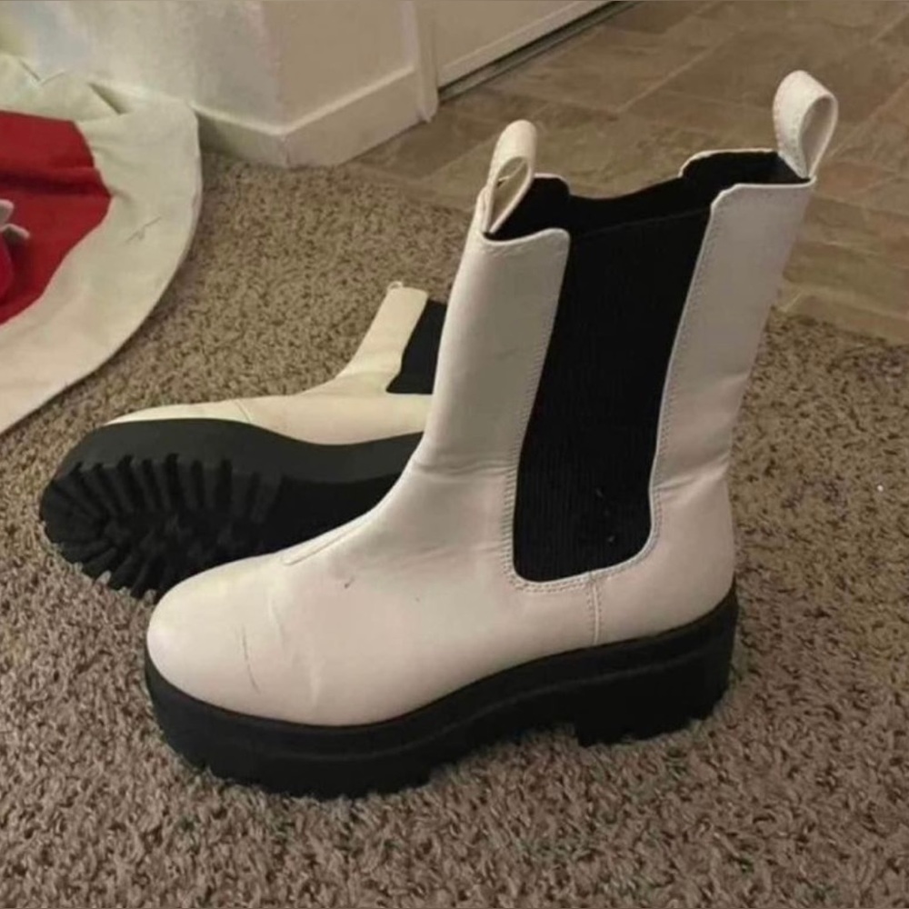 Woman’s White Boots
